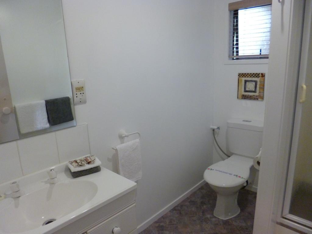 Opua Boutique Seaview Motel חדר תמונה