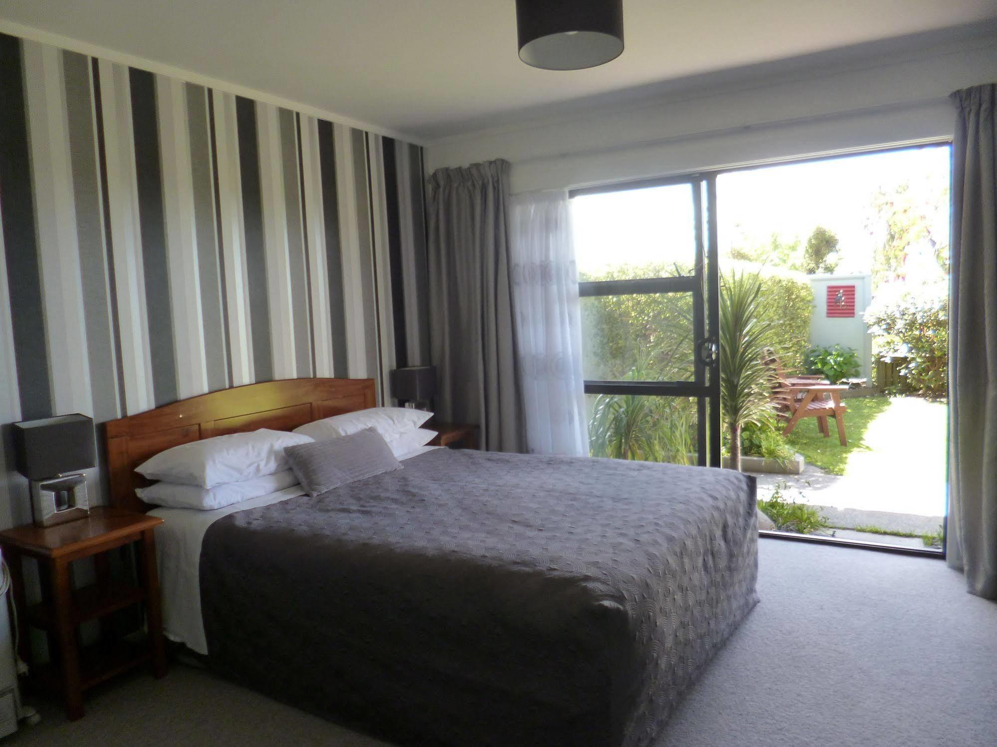 Opua Boutique Seaview Motel מראה חיצוני תמונה