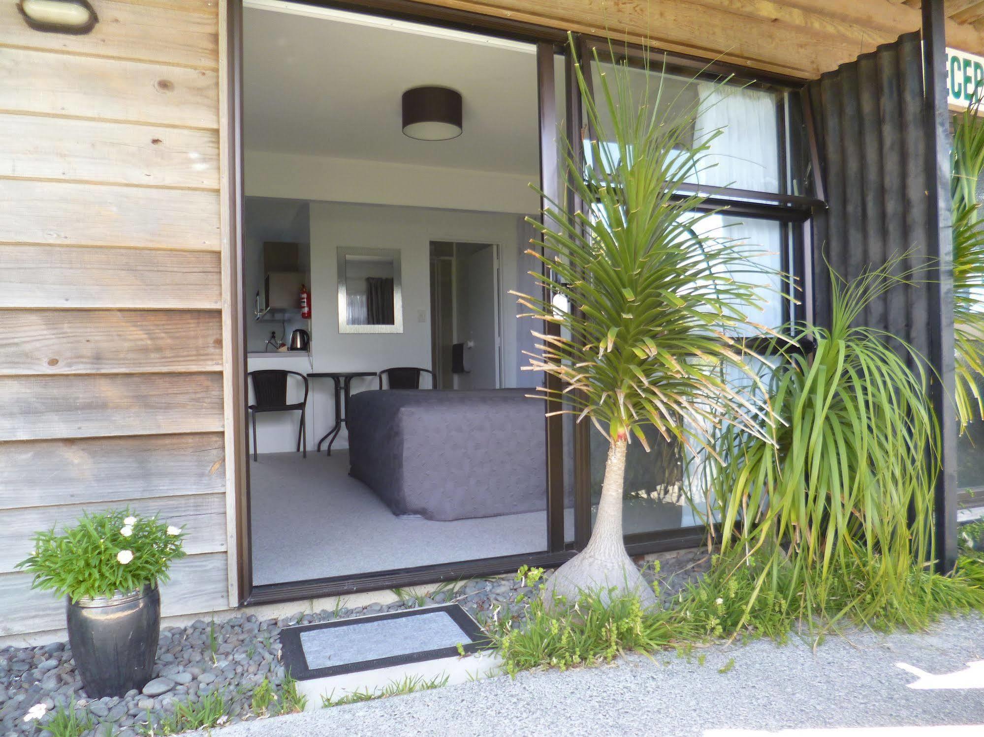 Opua Boutique Seaview Motel מראה חיצוני תמונה