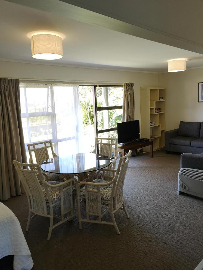 Opua Boutique Seaview Motel מראה חיצוני תמונה